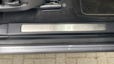 Land Rover Discovery Sport 2.0 D200 Dynamic SE 5dr Auto [5 Seat] Diesel Station Wagon